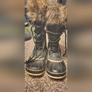 Size 7, Sorel Fur Boots